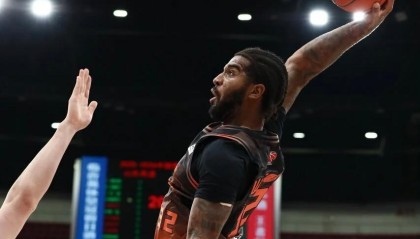 kaiyun app-山东男篮主场迎战吉林，有望冲击7连胜，克里斯再会摊手好搭档