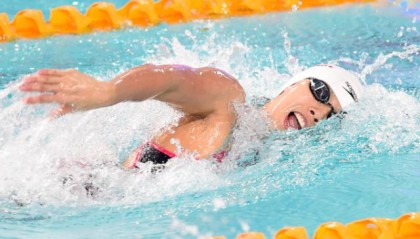 开云体育保障-游泳争霸赛杨浚瑄赢100自 徐嘉余战男女混接夺冠