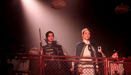 开云投注-浸入式音乐秀双城之战精彩返图曝光|英雄联盟：双城之战|线下活动_新浪娱乐_新浪新闻