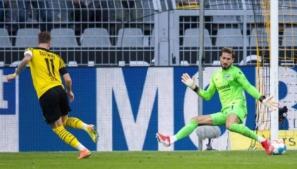 开云体育博彩-吹哈兰德别忘了罗伊斯！场均造1球，还帮主帅布阵！