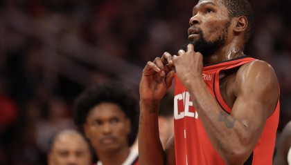 开云投注-杜兰特：这场比赛有季后赛氛围 各队都开始发力&amp;未来比赛会更激烈