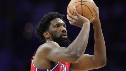 kaiyun app-76人客战黄蜂 恩比德与乔治因伤病管理均将缺席